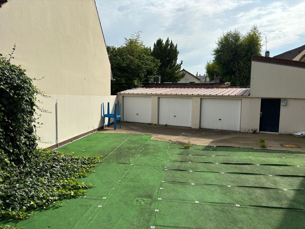 Bail commercial GAGNY (93220) MONTAIGNE GESTION