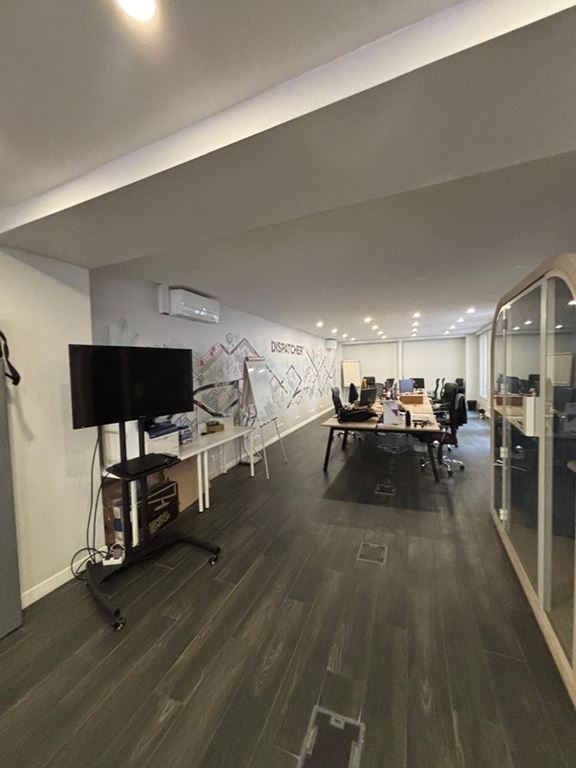 Bureaux PARIS 02 (75002) MONTAIGNE GESTION