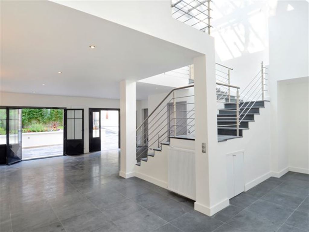 Local professionnel NEUILLY SUR SEINE (92200) MONTAIGNE GESTION