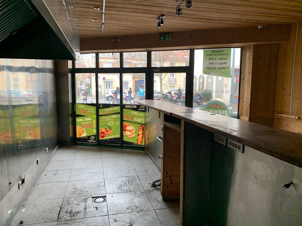 Bail commercial ASNIERES SUR SEINE (92600) MONTAIGNE GESTION